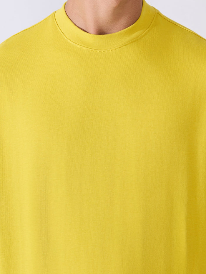 Men's Loose Fit Round Neck T-Shirt in yellow
