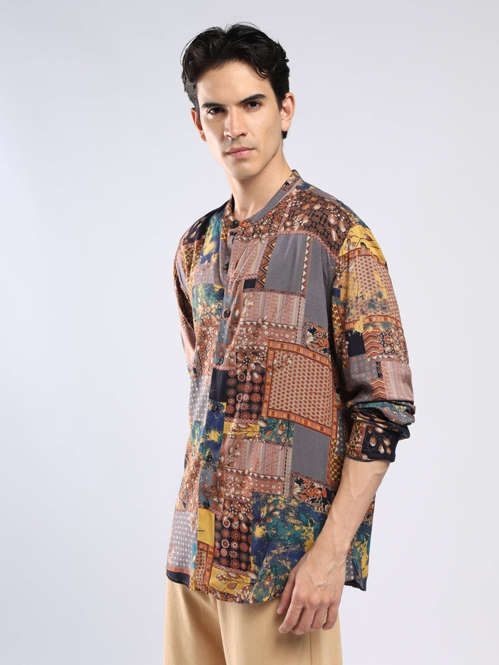 Xisoni - Abstract Printed Mandarin Collar Shirt - Rust Brown