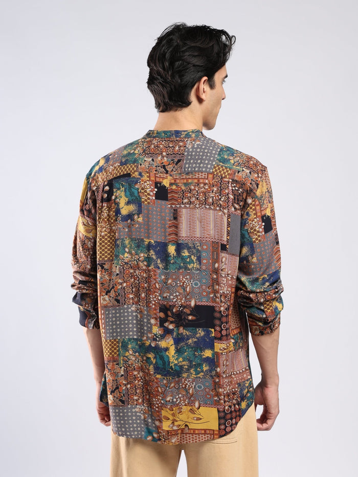 Xisoni - Abstract Printed Mandarin Collar Shirt - Rust Brown