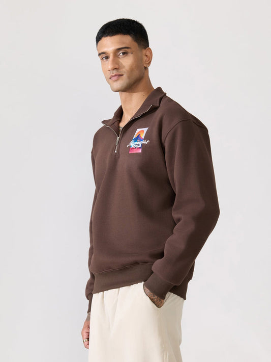 Men's dark brown Adventure Graphic Half-Zip Sweatshirt